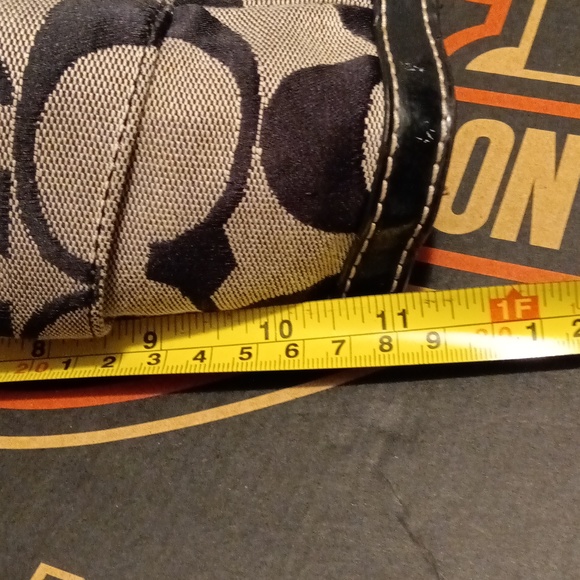 Overnight/diaper bag - Picture 11 of 12